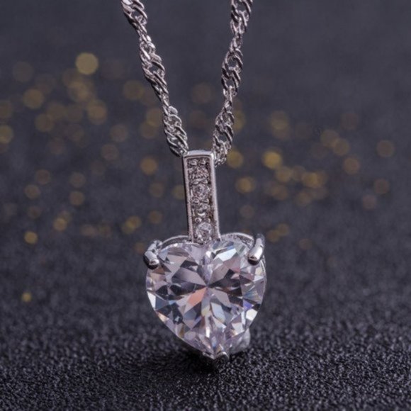 Beautiful Heart Pendant Necklace - Picture 2 of 3